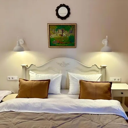 Sweet On The Rynok Square Apartment