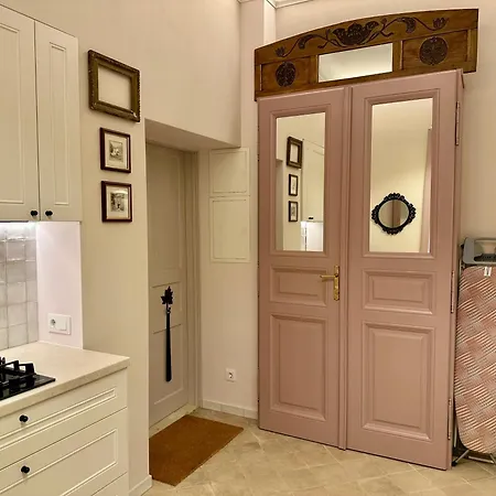 Apartment Sweet On The Rynok Square