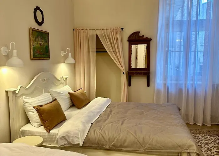 Sweet On The Rynok Square * Leópolis