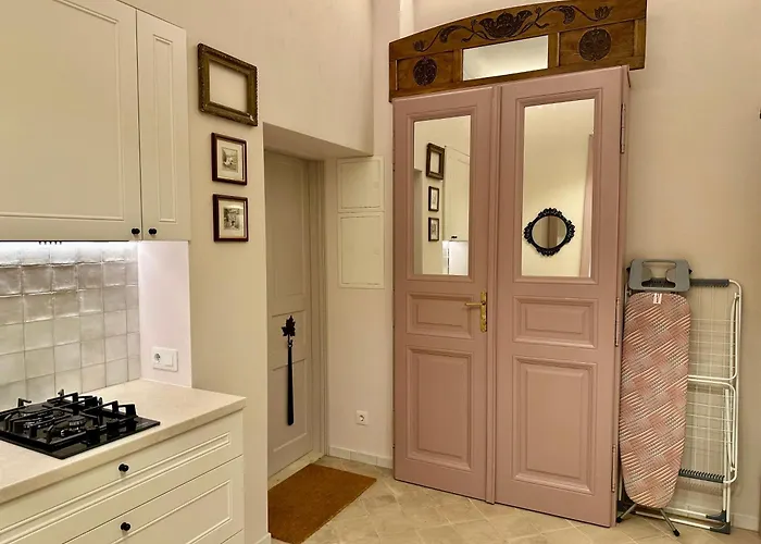 Apartment Sweet On The Rynok Square